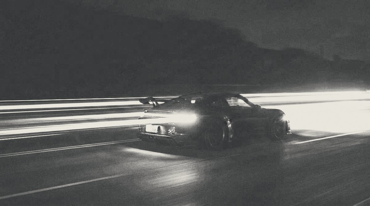 Long-exposure light trails
